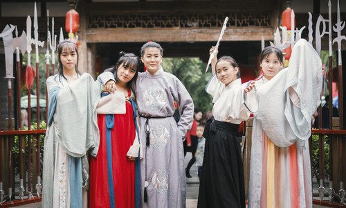 �Ĵ���ѧ������ѧ���ʲ�