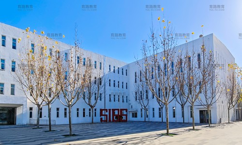 ���Ϲ���˫��ѧУ