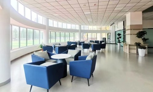 ����������ѧУ