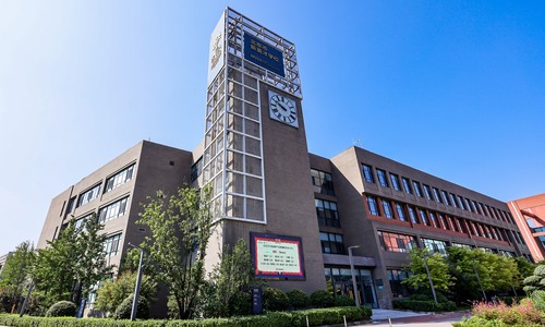 北京市新英才学校(国内班)