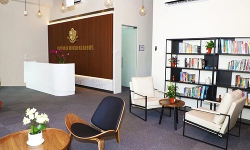 六力学校维多利亚预备课程中心