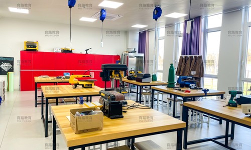 ���Ϲ���˫��ѧУ