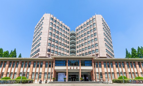 武漢紡織大學繼續教育學院