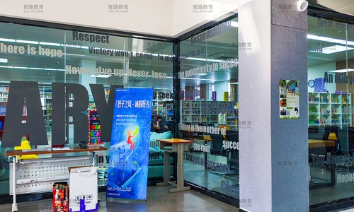 ���Ϲ���˫��ѧУ