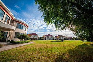 上海宏润博源学校运动场