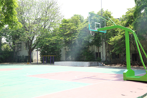 苏州思学堂复读学校学校操场